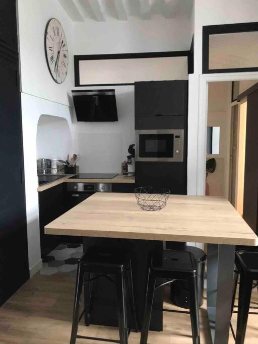 Appartement 4 Personnes - Vannes Intra-Muros - Rue Pietonne Bagian luar foto
